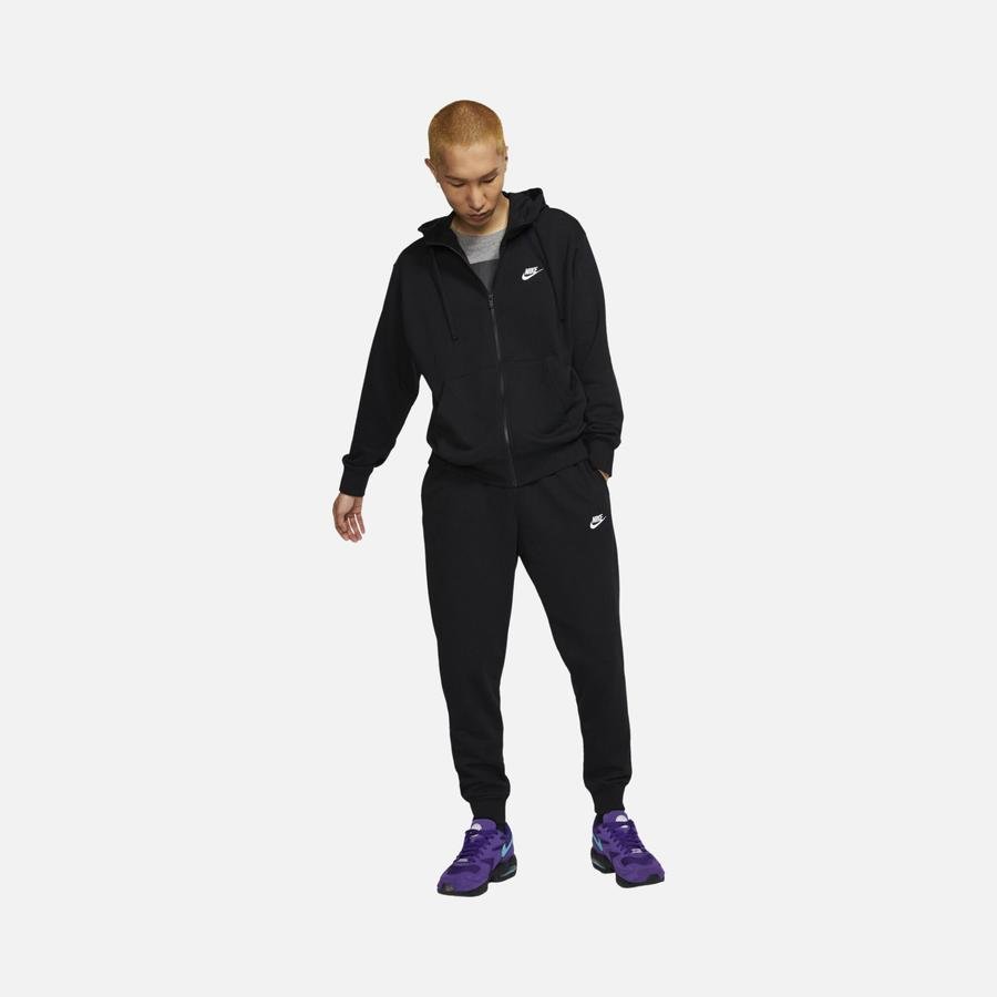  Nike Sportswear Club Jogger Erkek Eşofman Altı