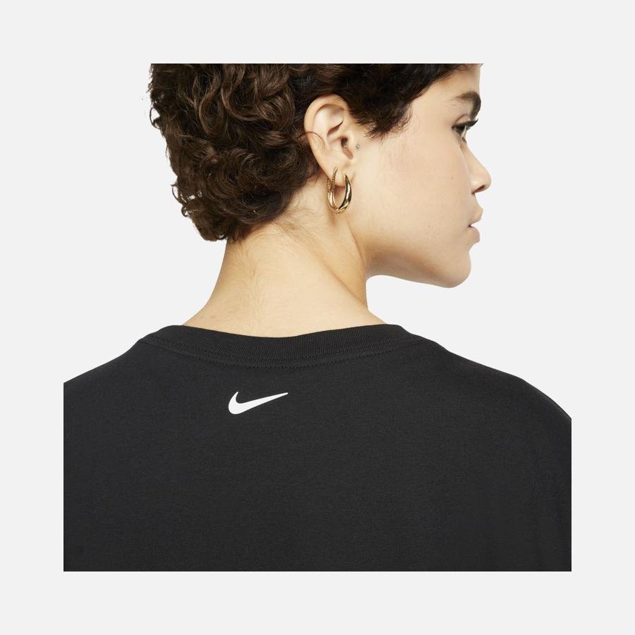  Nike Sportswear Cropped Dance Short Sleeve Kadın Tişört