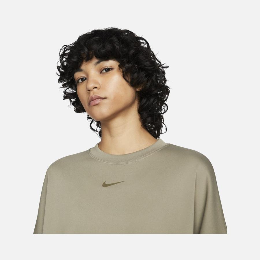  Nike Sportswear Tape Oversized Kadın Sweatshirt