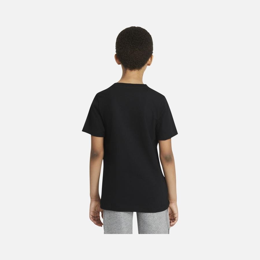  Nike Sportswear Futura Repeat (Boys') Çocuk Tişört