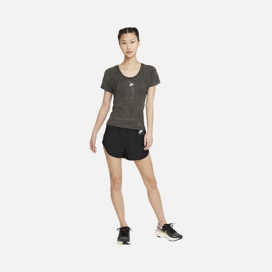  Nike Air Dri-Fit Running Short-Sleeve Kadın Tişört