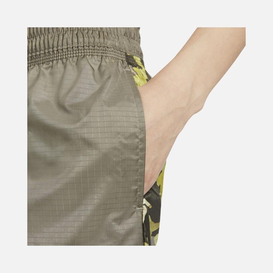  Nike Sportswear Easy Woven Flover & Camouflage Print Pack Kadın Eşofman Altı