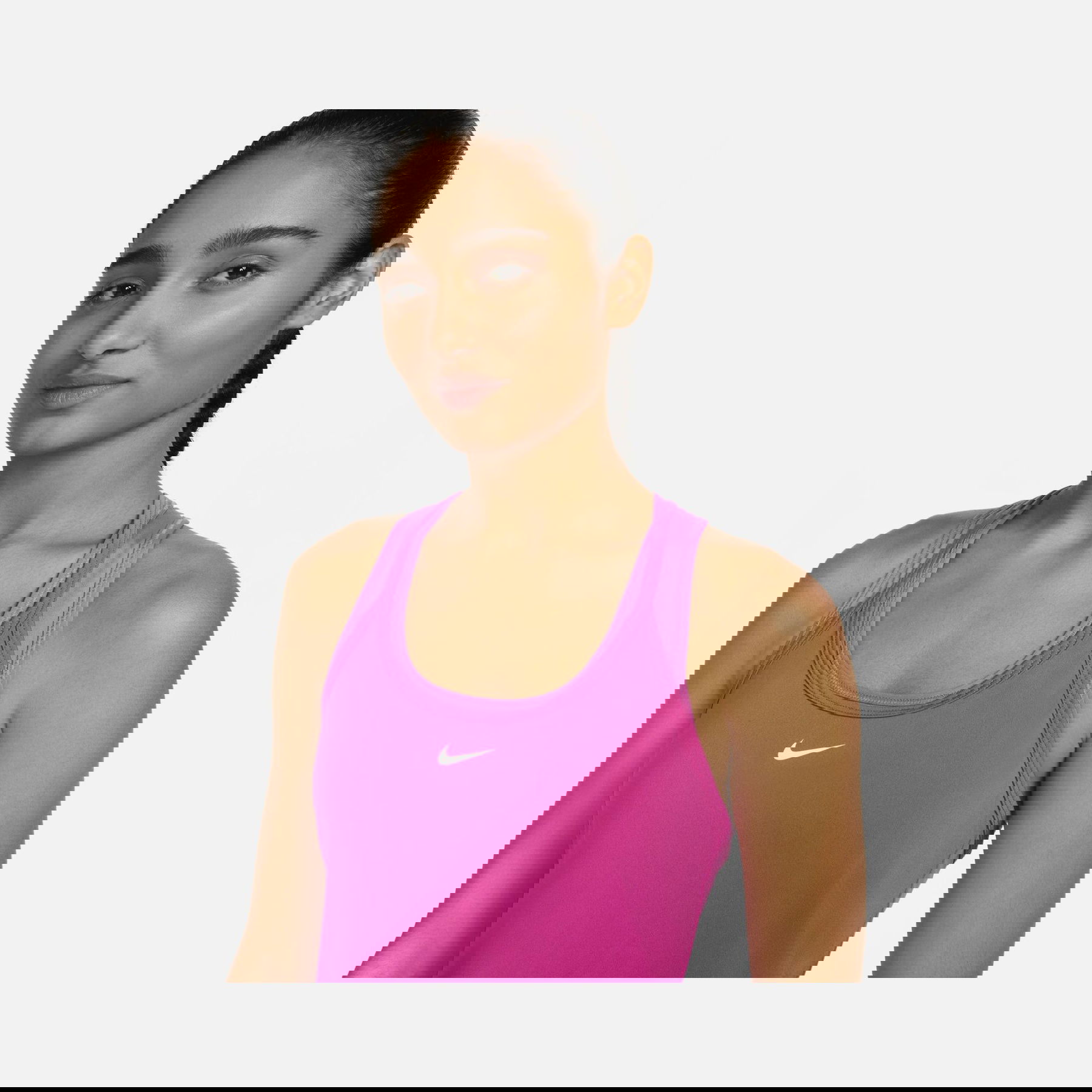  Nike Dri-Fit One Elastika Standard Fit Kadın Atlet