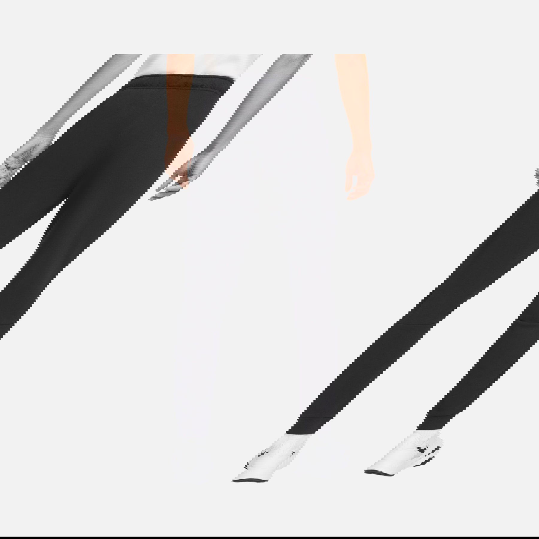  Nike Dri-Fit Tapered Training Erkek Eşofman Altı