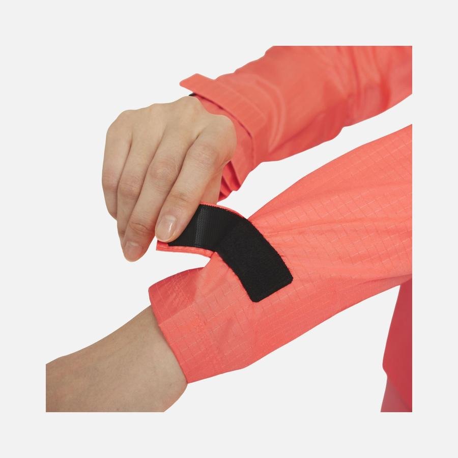  Nike Essential Running Full-Zip Hoodie Kadın Ceket
