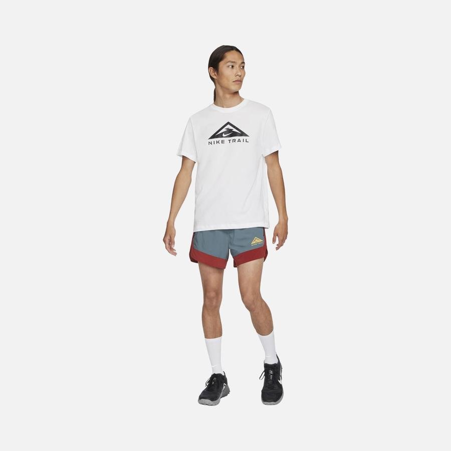  Nike Dri-Fit Trail Running Short-Sleeve Erkek Tişört