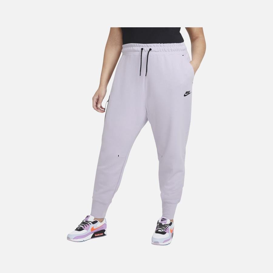  Nike Sportswear Tech Fleece (Plus Size) Kadın Eşofman Altı