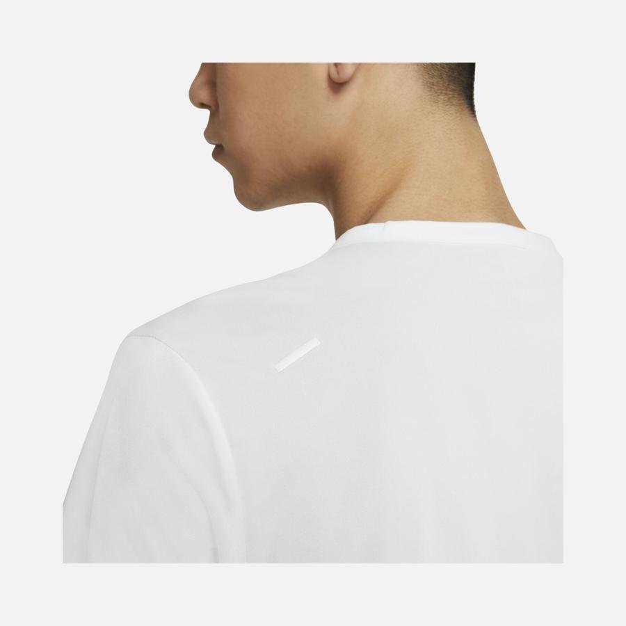  Nike Dri-Fit Rise 365 Short-Sleeve Running Top Erkek Tişört
