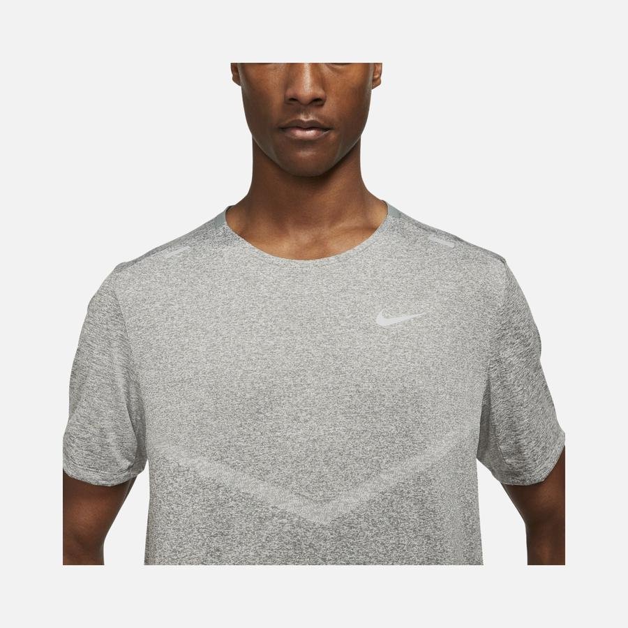  Nike Dri-Fit Rise 365 Short-Sleeve Running Top Erkek Tişört