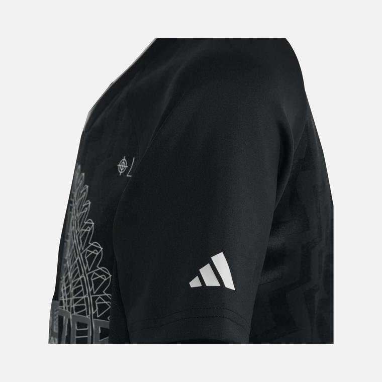 adidas Football-Inspired Predator Short-Sleeve Çocuk Tişört