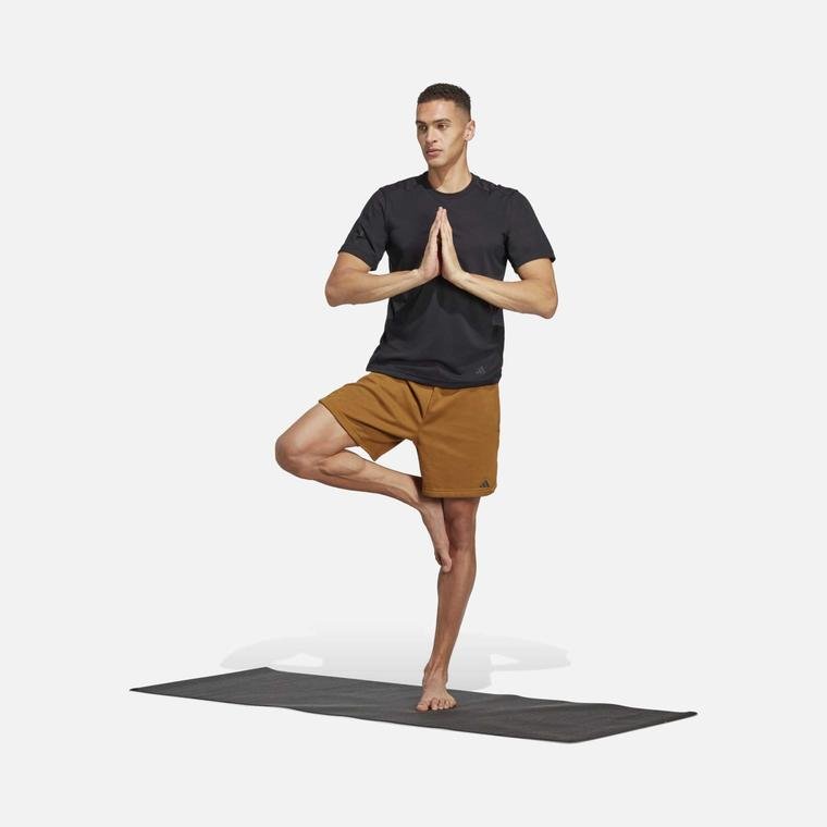 adidas Yoga Base Gym & Training Short-Sleeve Erkek Tişört