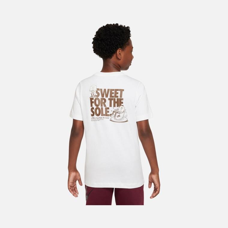 Nike Sportswear ''Sweet For The Sole'' Graphic Short-Sleeve (Boys') Çocuk Tişört