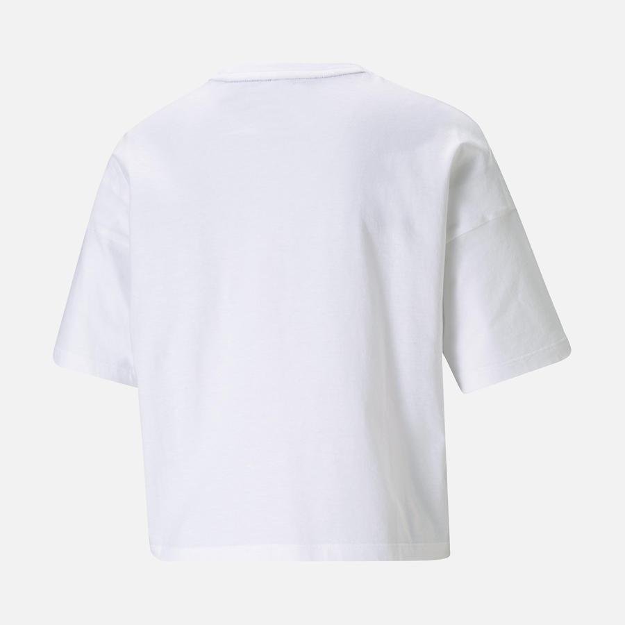  Puma Sportswear Essentials Logo Cropped Short-Sleeve Kadın Tişört