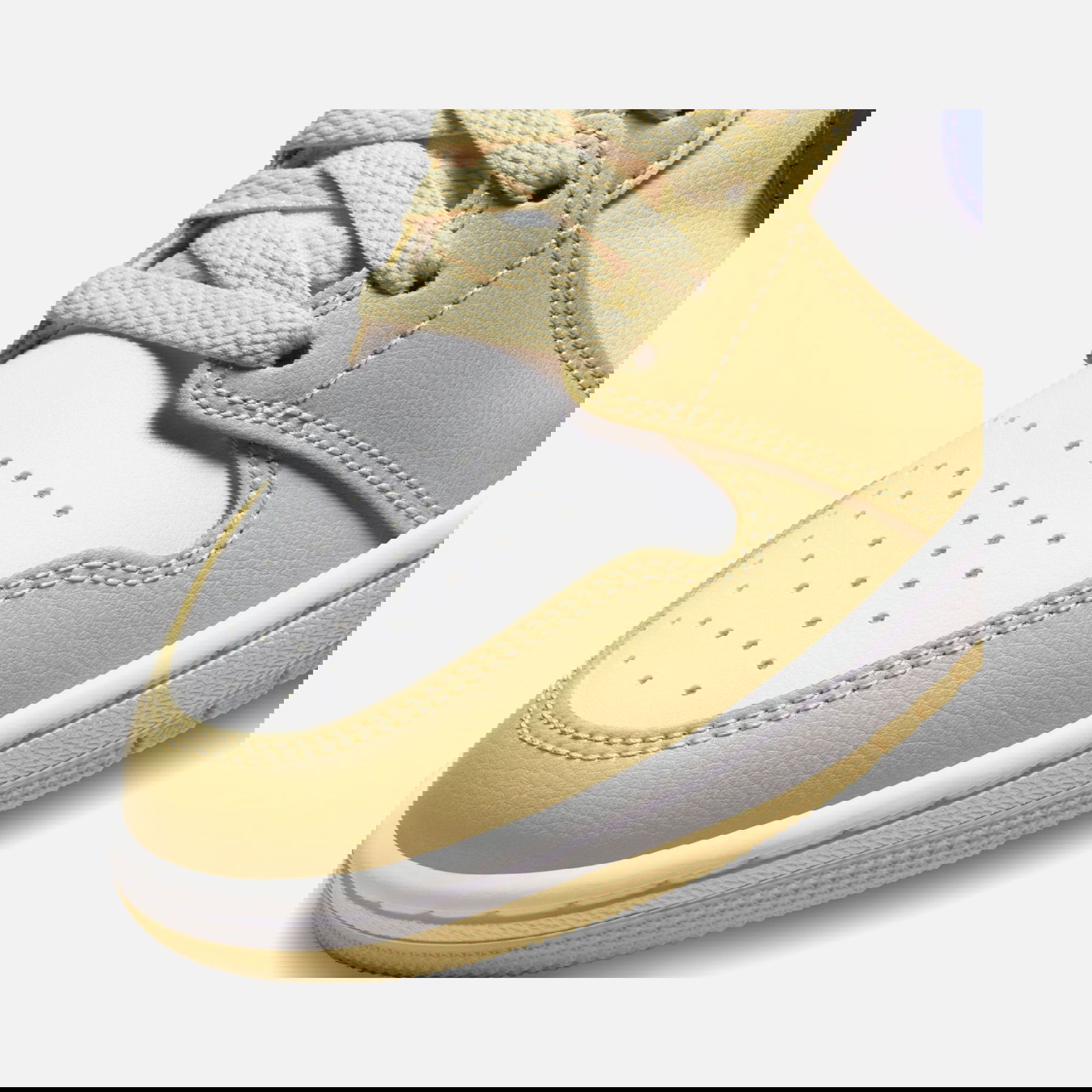  Nike Air Jordan 1 Mid Kadın Spor Ayakkabı