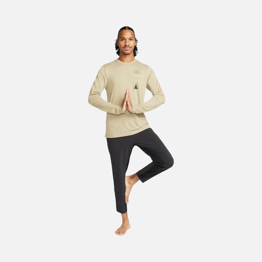  Nike Dri-Fit Flex Tapered Yoga Erkek Eşofman Altı
