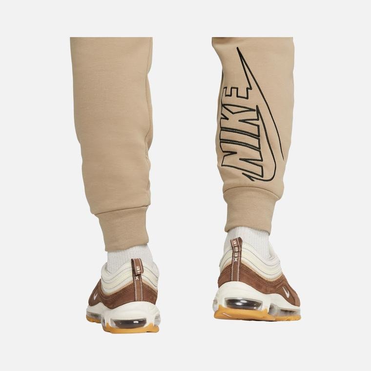 Nike Sportswear Tech Fleece Graphic Joggers Erkek Eşofman Altı