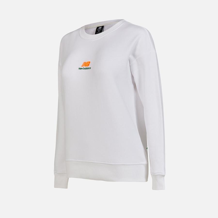  New Balance Sportswear ''Back With Color Graphics'' Kadın Sweatshirt