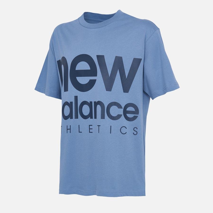  New Balance Sportswear UNT1346 Athletics Graphic Short-Sleeve Unisex Tişört
