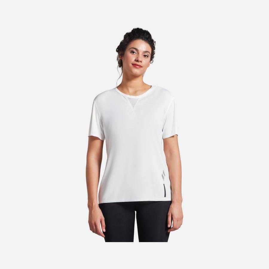  Skechers Performance Coll. Reflect Logo Crew Neck Short-Sleeve Kadın Tişört