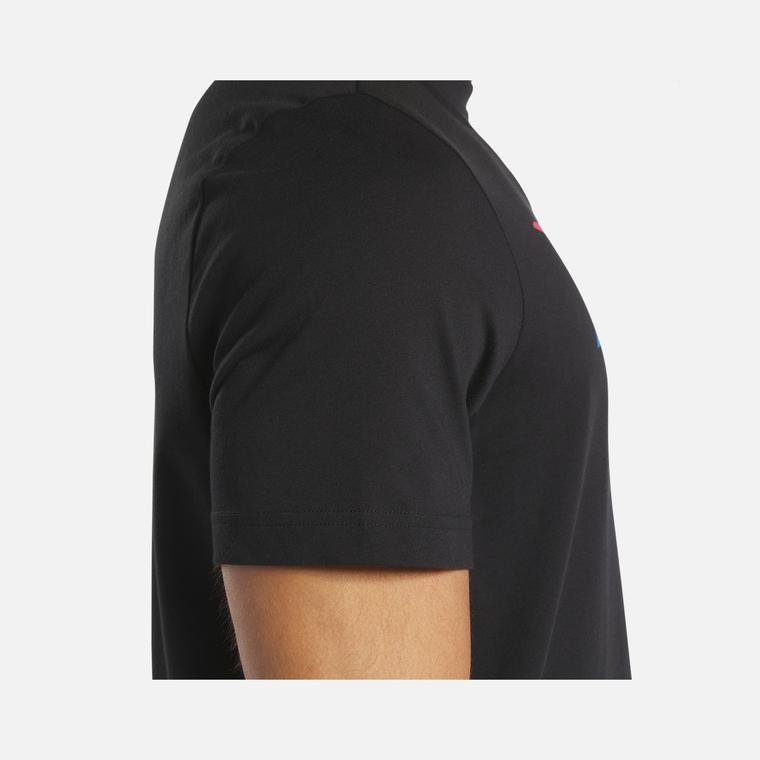 Reebok Sportswear Track Vector Graphic Short-Sleeve Erkek Tişört