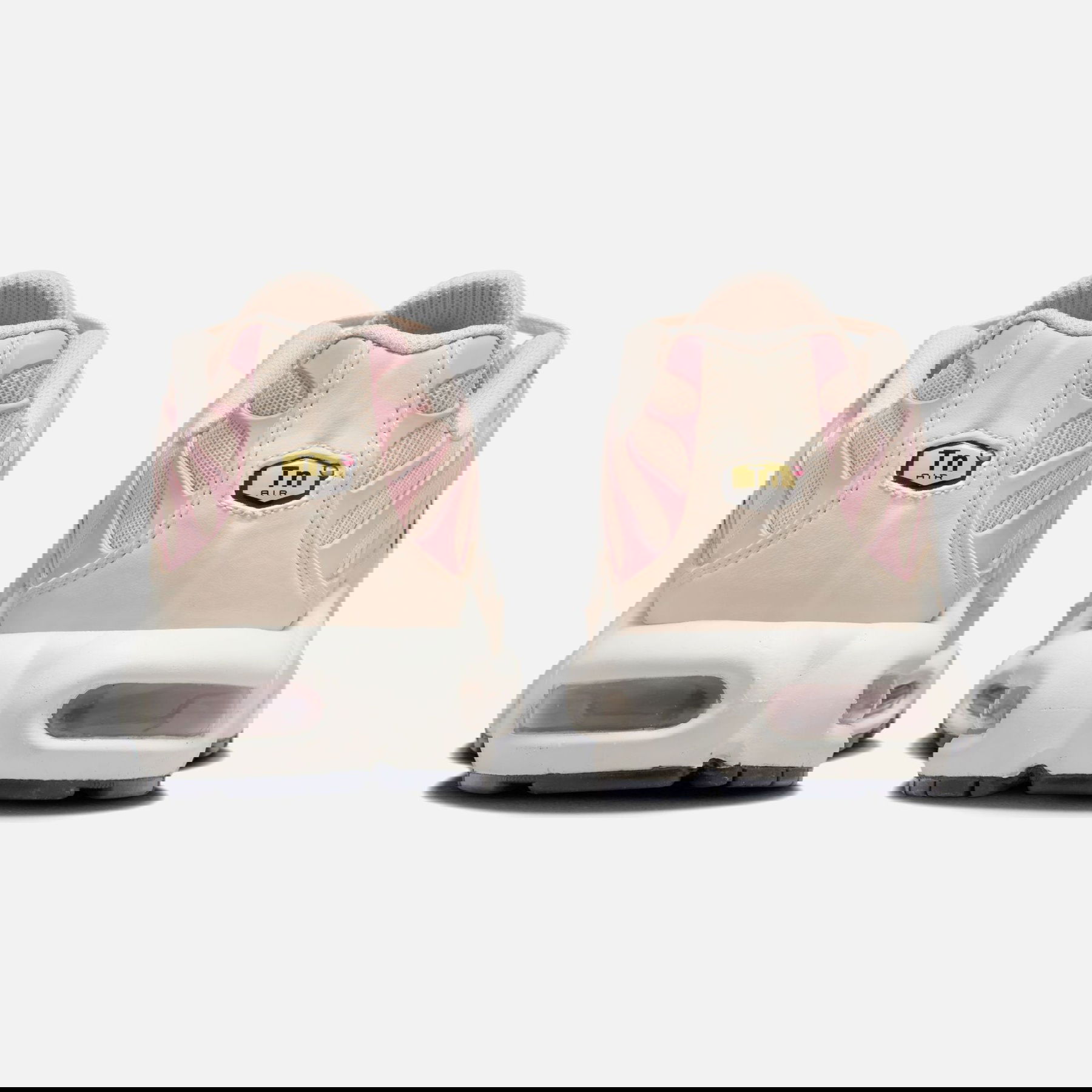  Nike Air Max Plus Sportswear Kadın Spor Ayakkabı