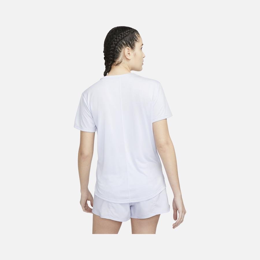 Nike Dri-Fit One Swoosh Graphic Running Short-Sleeve Kadın Tişört