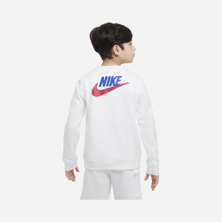 Nike Sportswear Standard Issue (Boys') Long-Sleeve Sweatshirt