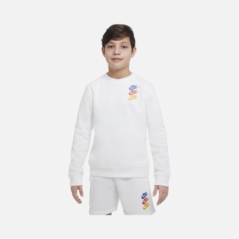 Nike Sportswear Standard Issue (Boys') Long-Sleeve Sweatshirt