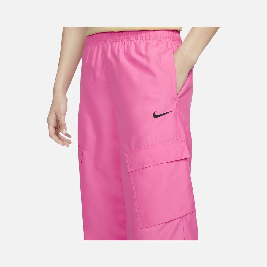  Nike Sportswear Trend - Woven Cargo Wide Cut Kadın Eşofman Altı