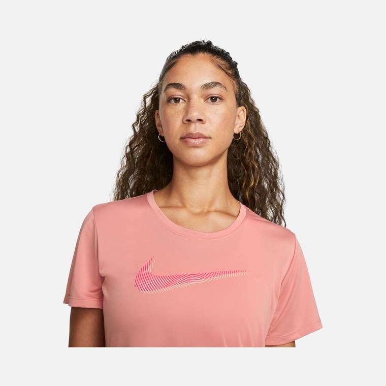 Nike Dri-Fit Swoosh Running FA23 Short-Sleeve Kadın Tişört