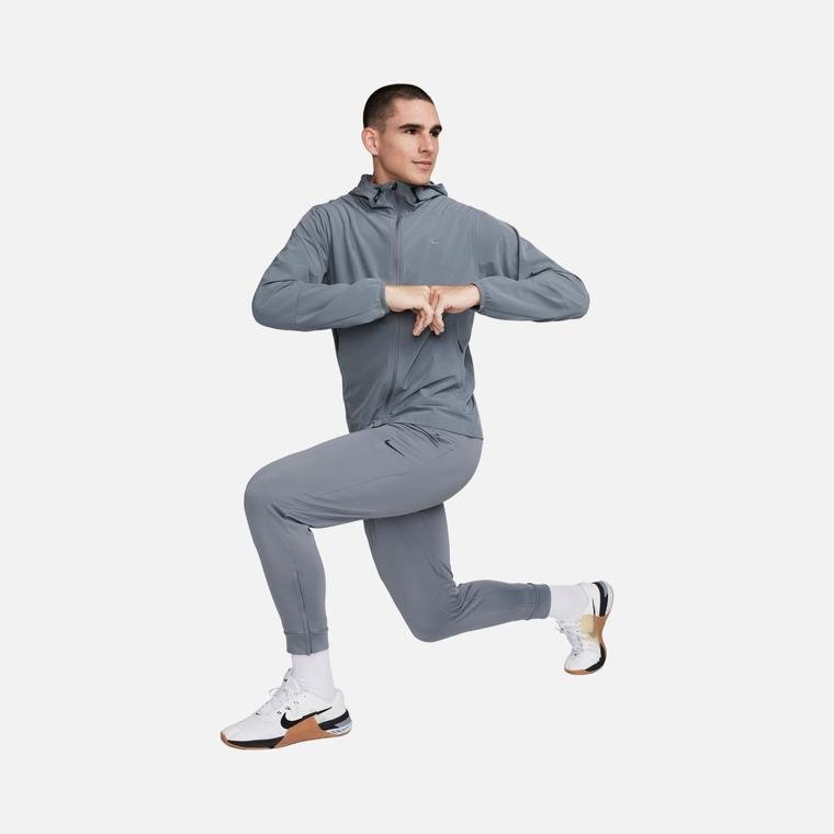 Nike Water-Repellent Versatile Unlimited Training Full-Zip Erkek Ceket