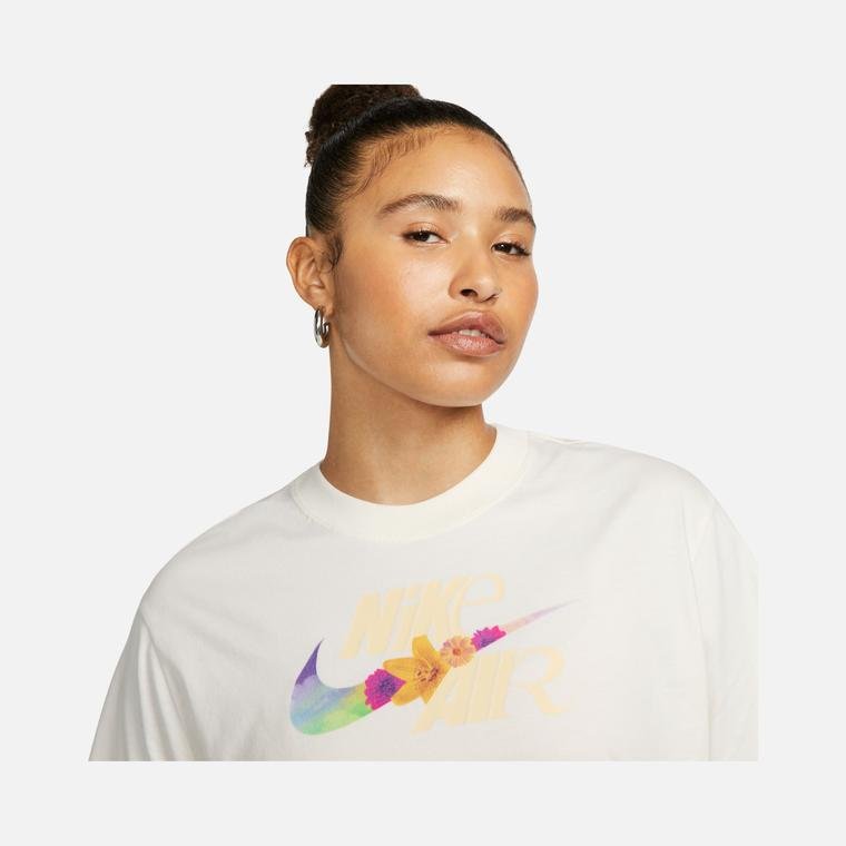 Nike Sportswear OC 3 Boxy Short-Sleeve Kadın Tişört
