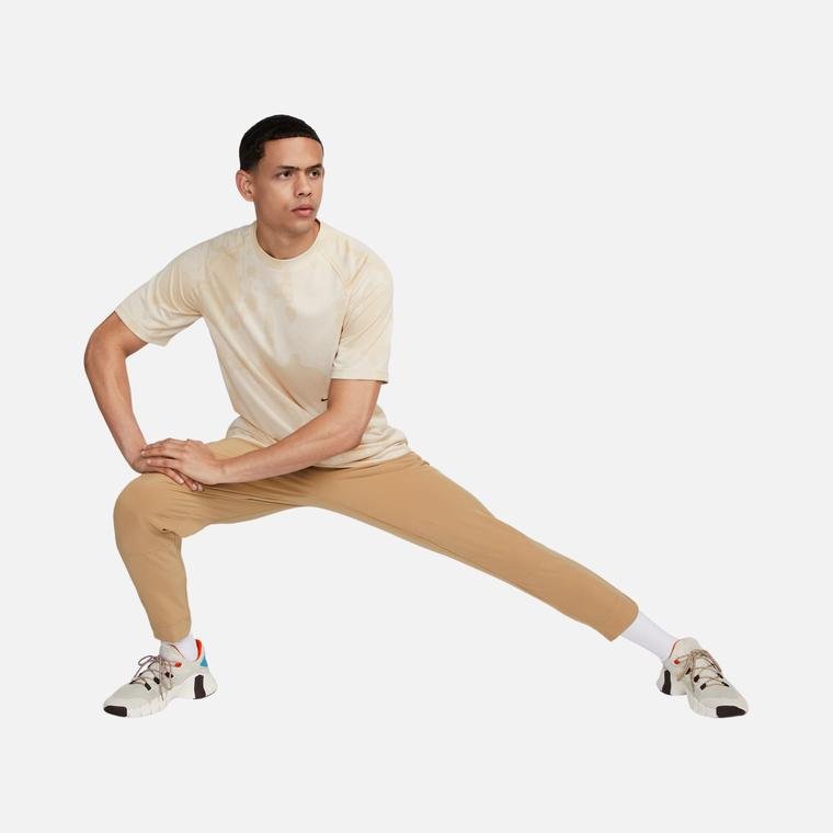 Nike Dri-Fit ADV Axis Performance System Engineered Training Short-Sleeve Erkek Tişört