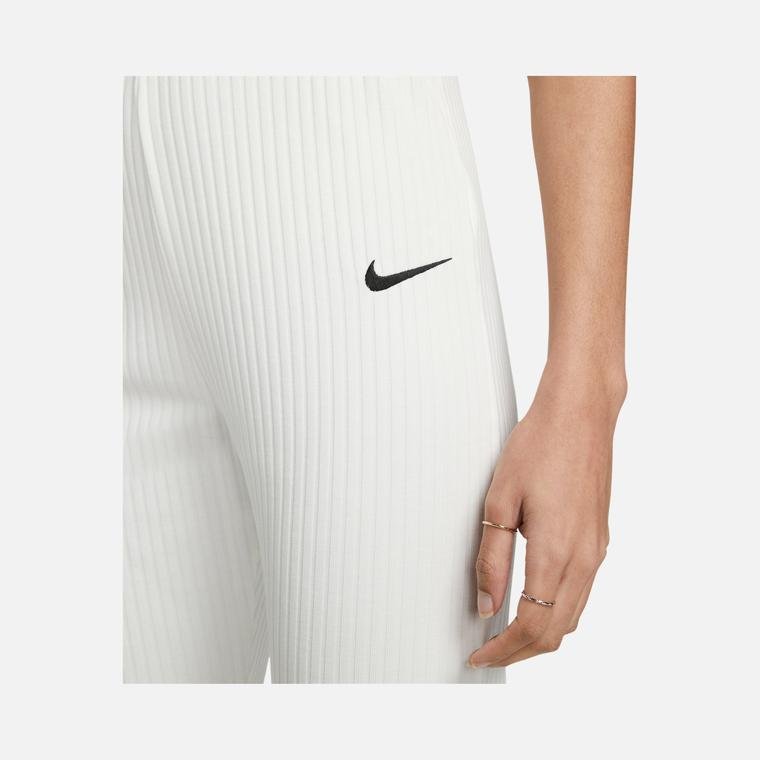 Nike Sportswear High-Waisted Wide Leg Ribbed Kadın Eşofman Altı