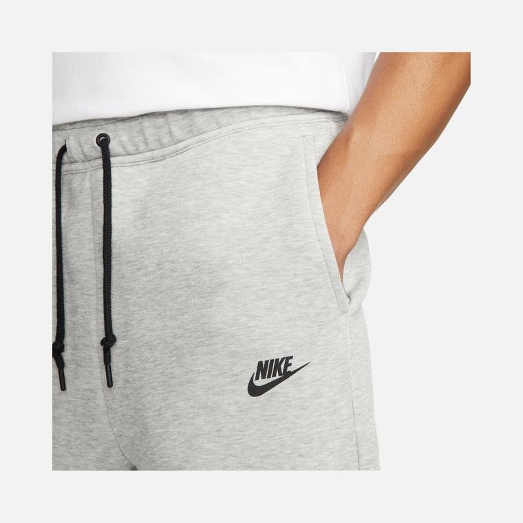 Nike Sportswear Tech Fleece FW23 Erkek Şort