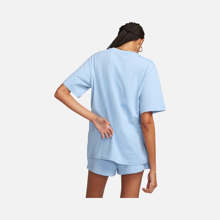 Nike Sportswear Essential Loose Fit Short-Sleeve Kadın Tişört