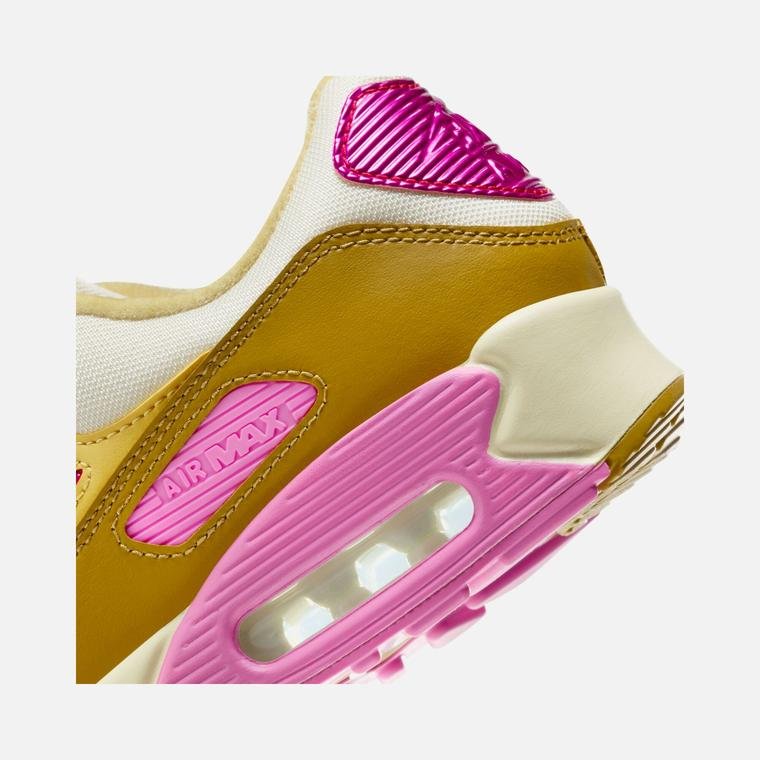 Nike Air Max 90 SE ''Holographic Accents & Jewel-Like Hardware'' Kadın Spor Ayakkabı