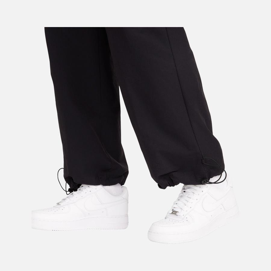  Nike Sportswear Gel Woven Loose Fit Cargo Pantolon