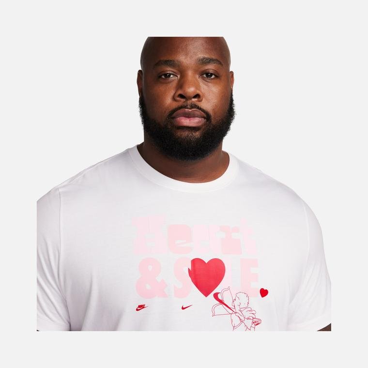 Nike Sportswear Heart And Sole Short-Sleeve Erkek Tişört