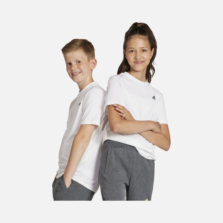 adidas Essentials Logo Short-Sleeve Çocuk Tişört