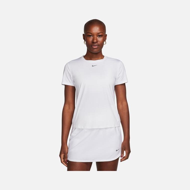 Nike One Classic Dri-Fit Short-Sleeve Training Kadın Tişört