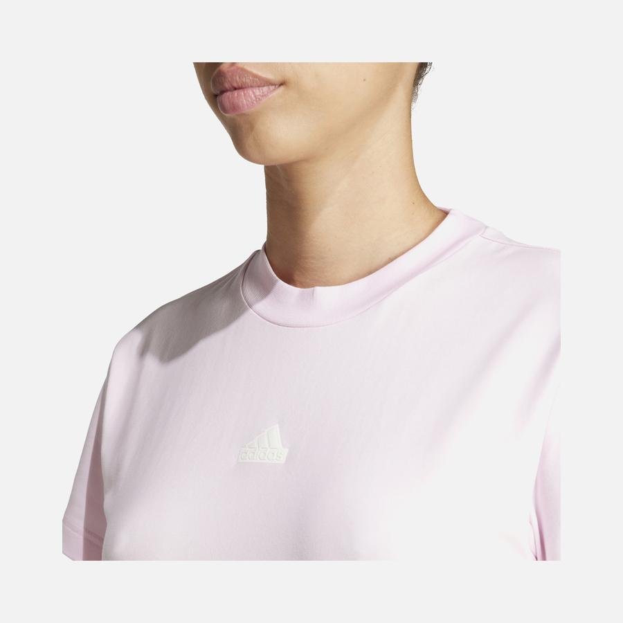  adidas Sportswear Embroidered Short-Sleeve Kadın Tişört