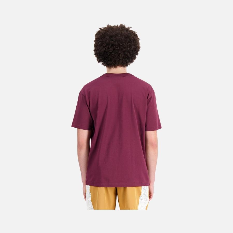  New Balance Sportswear Lifestyle Short-Sleeve Erkek Tişört