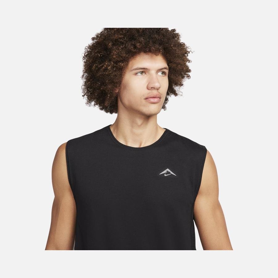  Nike Solar Chase Dri-Fit Sleeveless Running Erkek Tişört