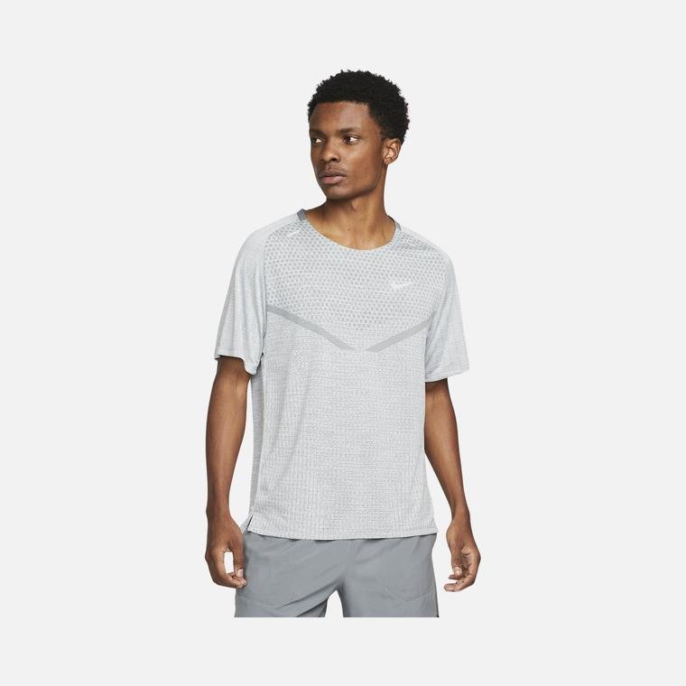 Мужская футболка Nike Dri-Fit ADV TechKnit Ultra Short-Sleeve для бега