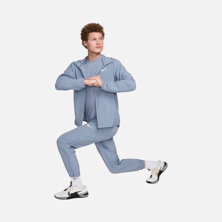 Nike Dri-Fit UV Hyverse Versatile Fitness Training Short-Sleeve Erkek Tişört
