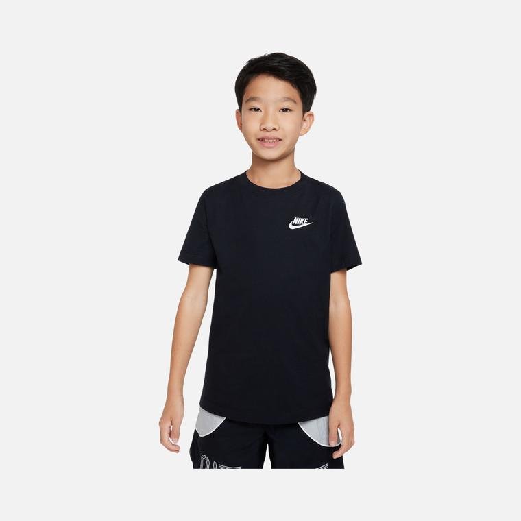 Nike Sportswear Futura Logo Short-Sleeve (Boys') Çocuk Tişört