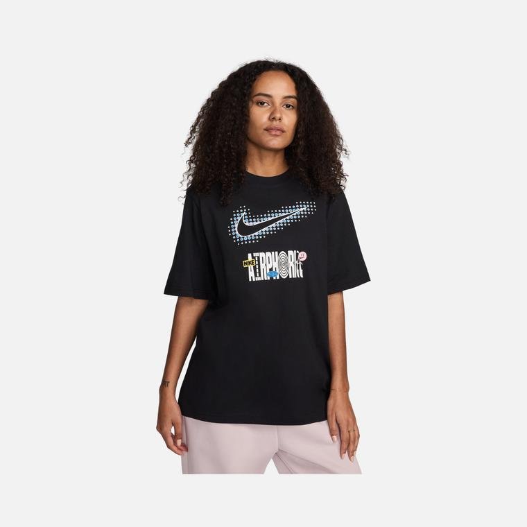 Nike Sportswear Oc2 Festival Graphic Boyfriend Short-Sleeve Kadın Tişört
