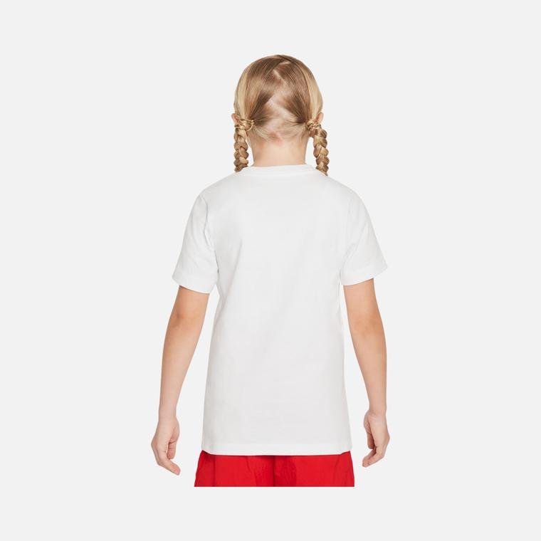 Nike Sportswear Boxy 1 Graphic Short-Sleeve Çocuk Tişört