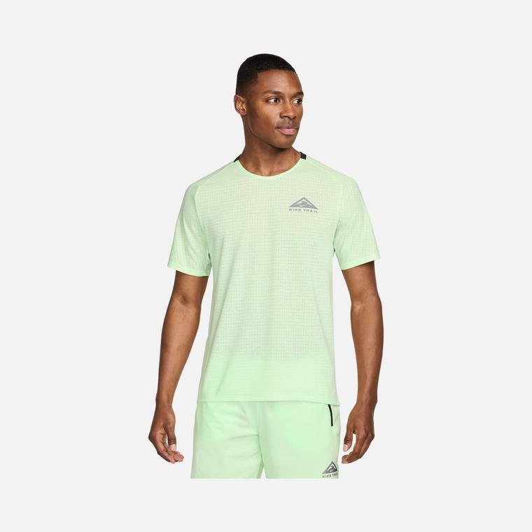Мужская футболка Nike Dri-Fit Trail Solar Chase Short-Sleeve для бега